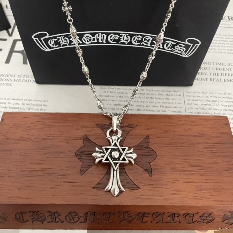 Ch**me He**ts necklaces